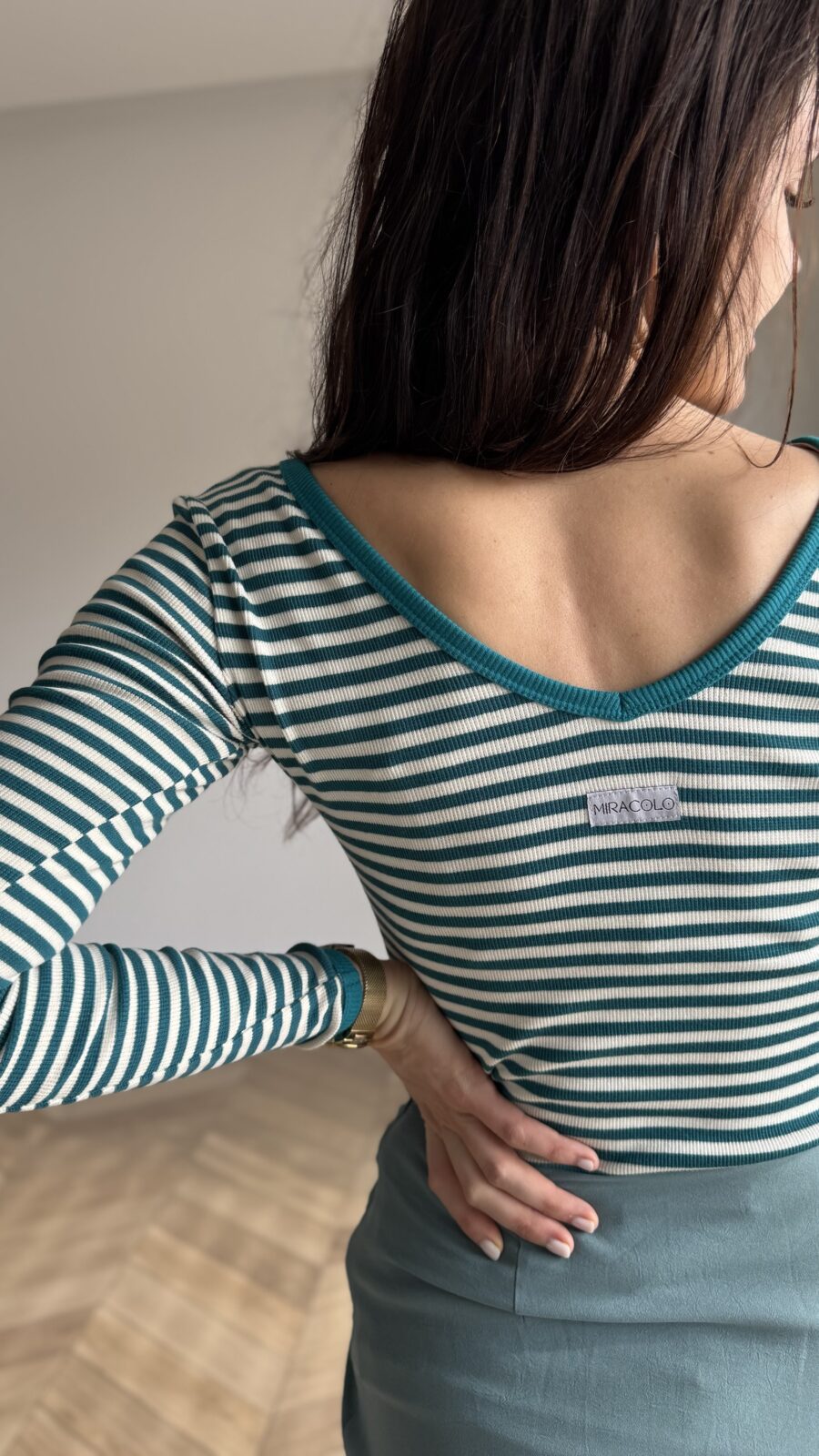 Longsleeve V-neck - obrazek 6
