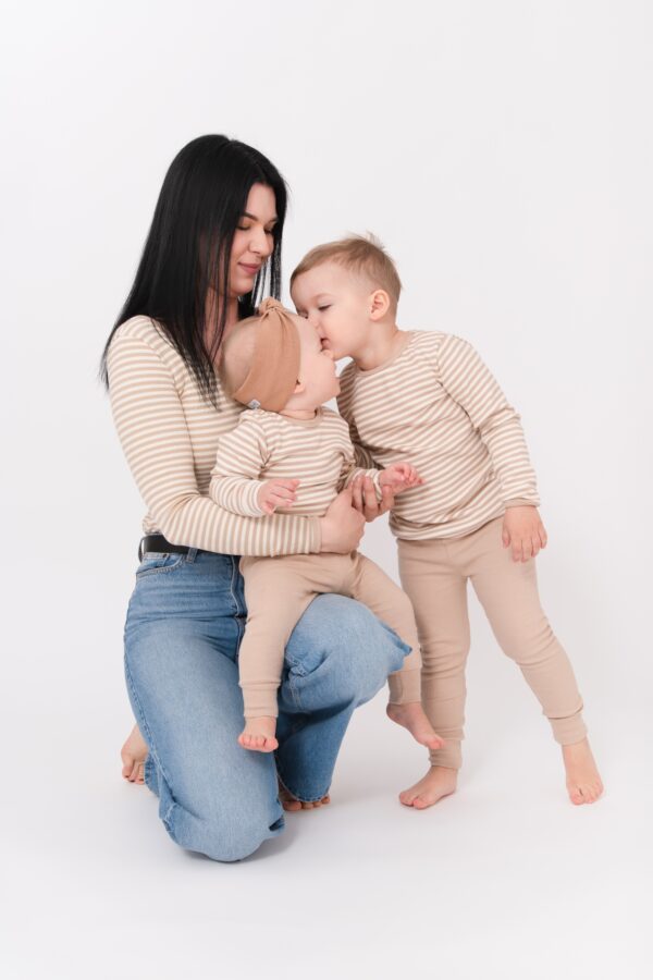 Dziecięce rosnące body Stripes - wiskoza